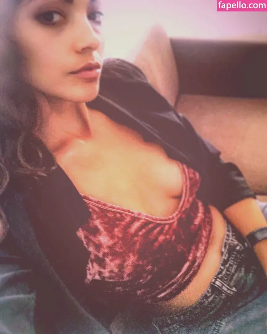 Gabrielle Walsh Onlyfans Photo Gallery 