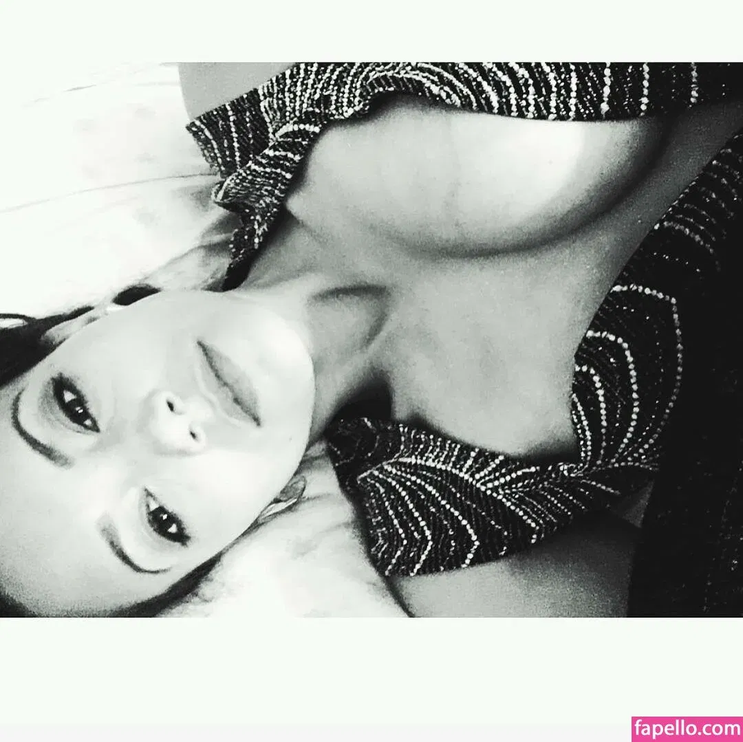 Gabrielle Walsh Onlyfans Photo Gallery 