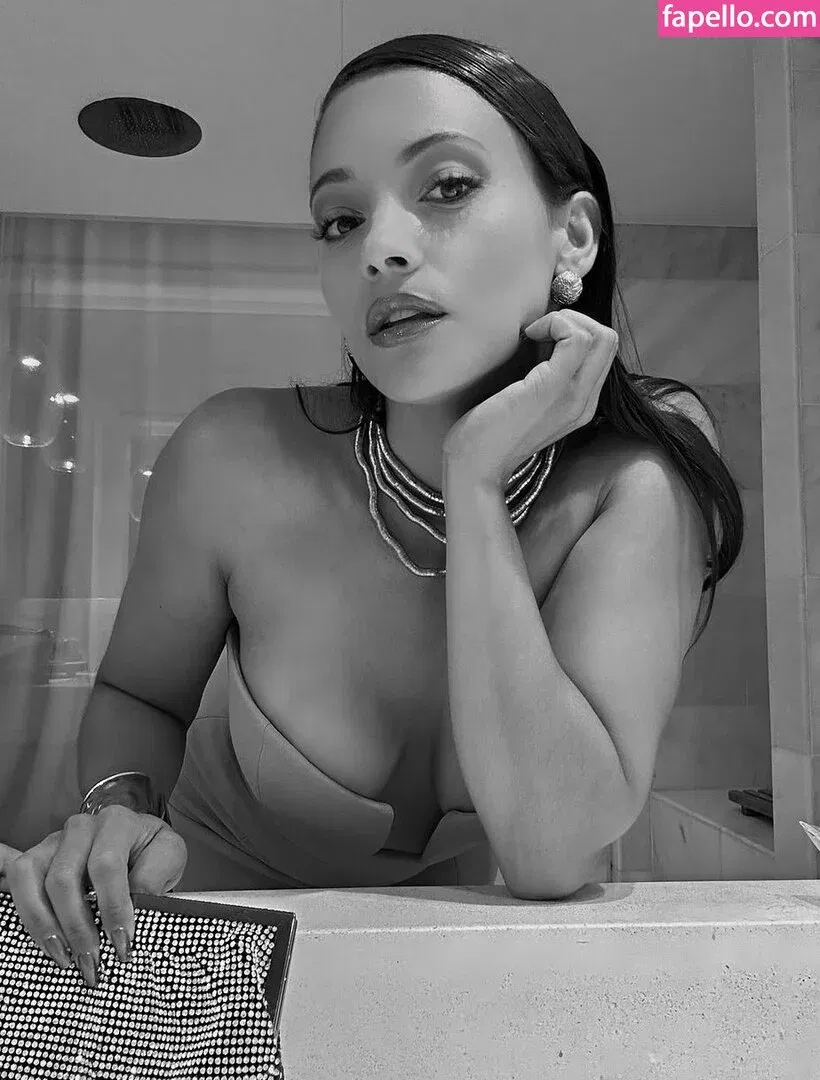 Gabrielle Walsh Onlyfans Photo Gallery 