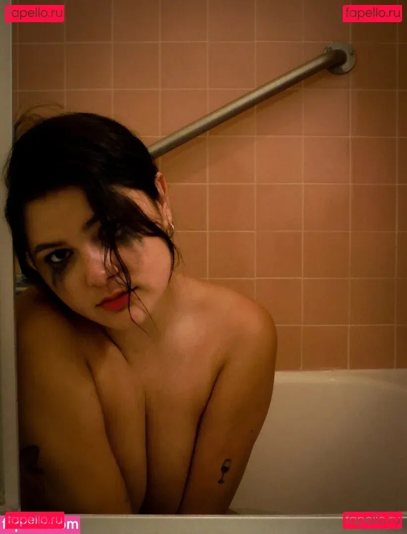 spiralingxlonely Onlyfans Photo Gallery 