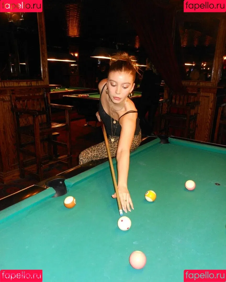 Genevieve Hannelius Onlyfans Photo Gallery 