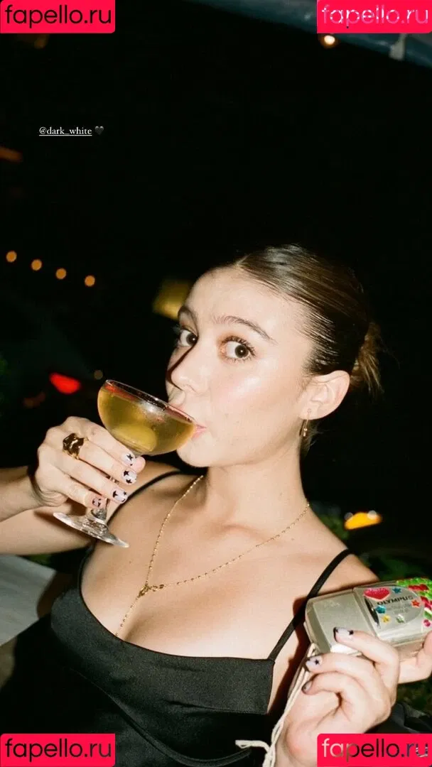 Genevieve Hannelius Onlyfans Photo Gallery 