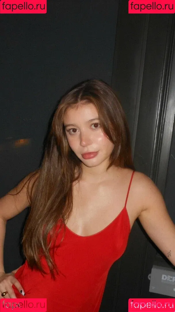 Genevieve Hannelius Onlyfans Photo Gallery 