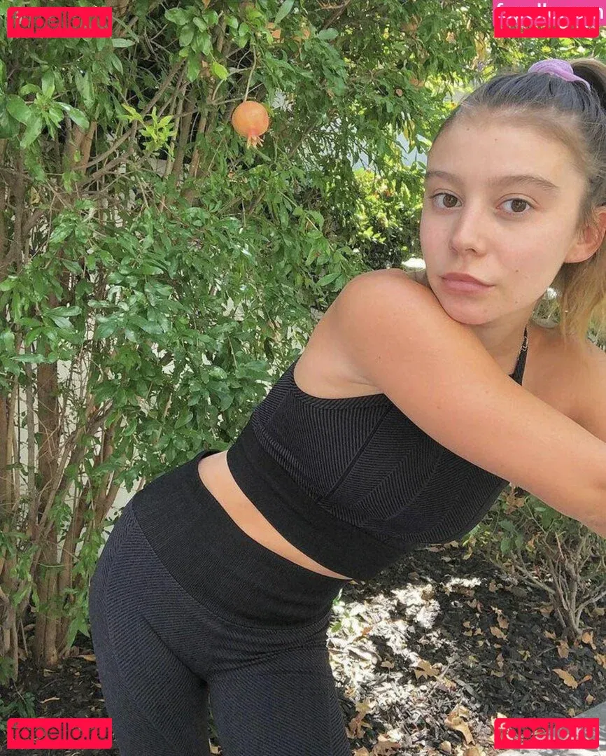 Genevieve Hannelius Onlyfans Photo Gallery 