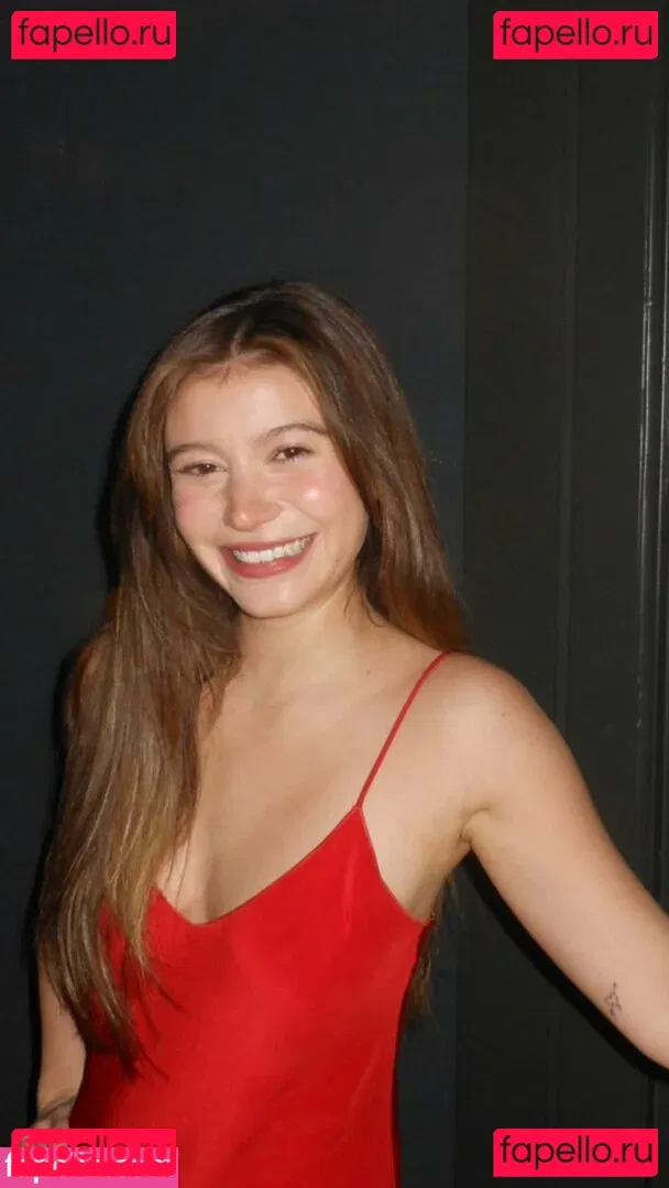 Genevieve Hannelius Onlyfans Photo Gallery 