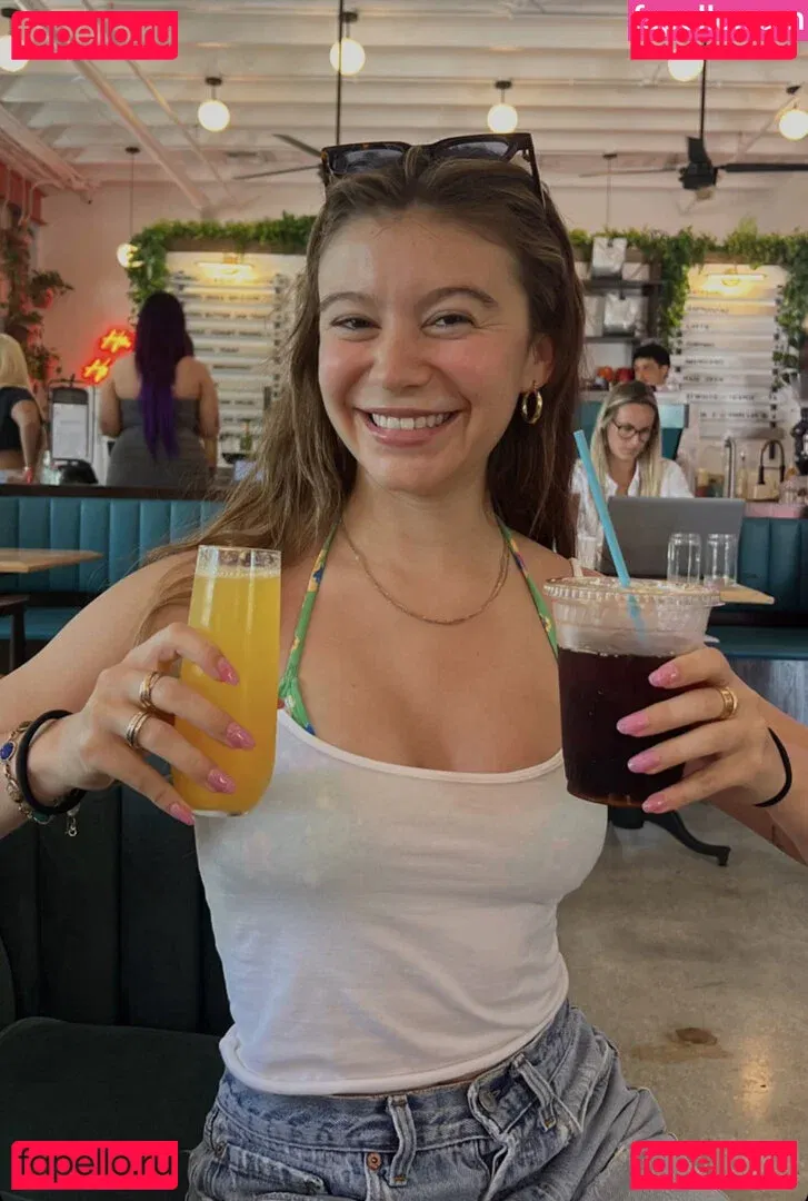 Genevieve Hannelius Onlyfans Photo Gallery 