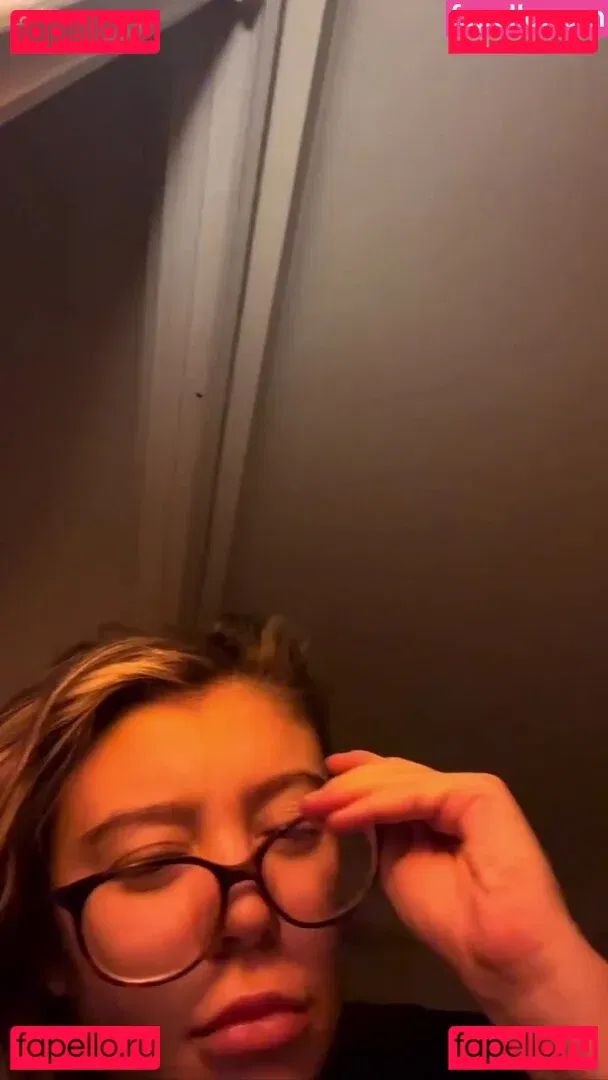 Genevieve Hannelius Onlyfans Photo Gallery 