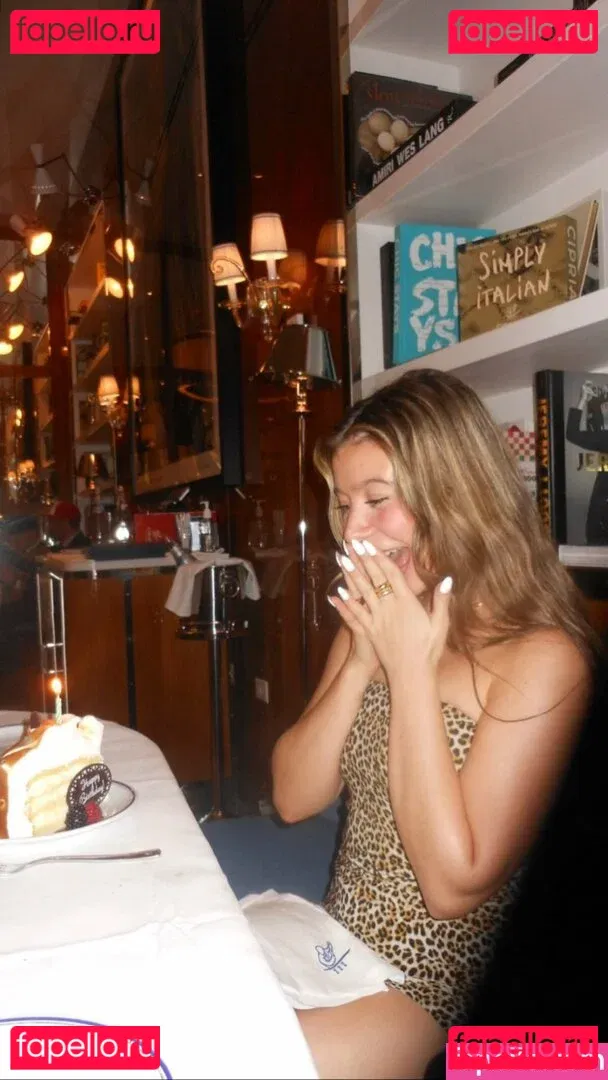 Genevieve Hannelius Onlyfans Photo Gallery 