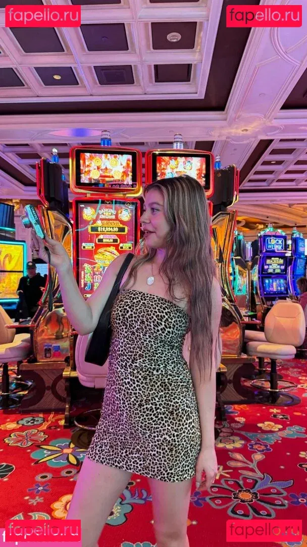 Genevieve Hannelius Onlyfans Photo Gallery 