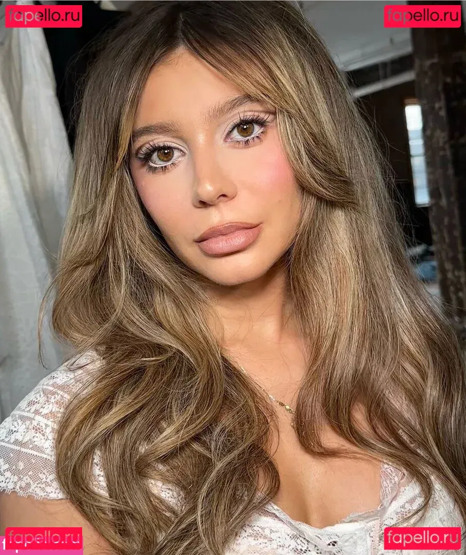 Genevieve Hannelius Onlyfans Photo Gallery 