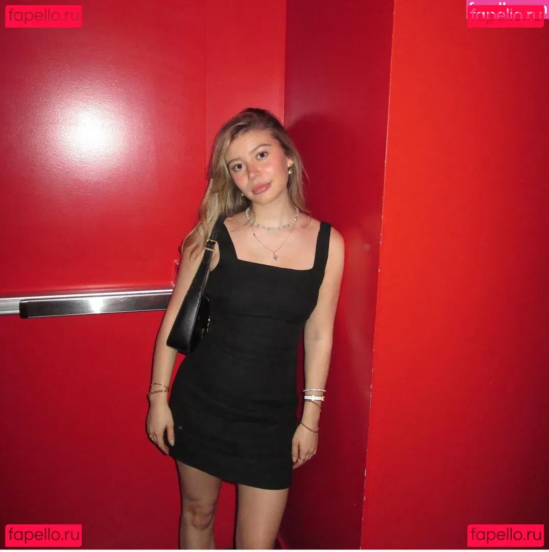 Genevieve Hannelius Onlyfans Photo Gallery 