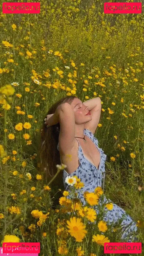 Genevieve Hannelius Onlyfans Photo Gallery 