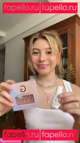 Genevieve Hannelius Onlyfans Photo Gallery 