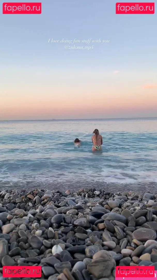 Genevieve Hannelius Onlyfans Photo Gallery 