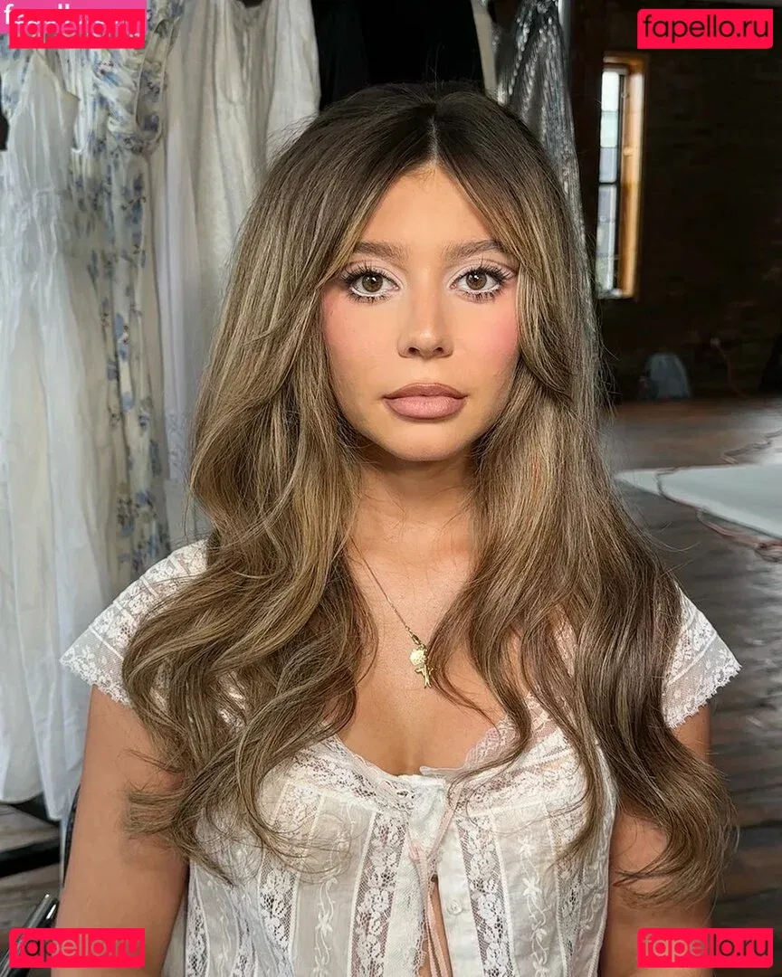 Genevieve Hannelius Onlyfans Photo Gallery 