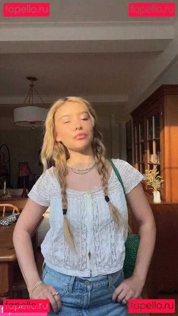 Genevieve Hannelius Onlyfans Photo Gallery 