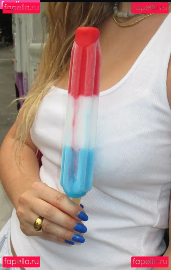 Genevieve Hannelius Onlyfans Photo Gallery 