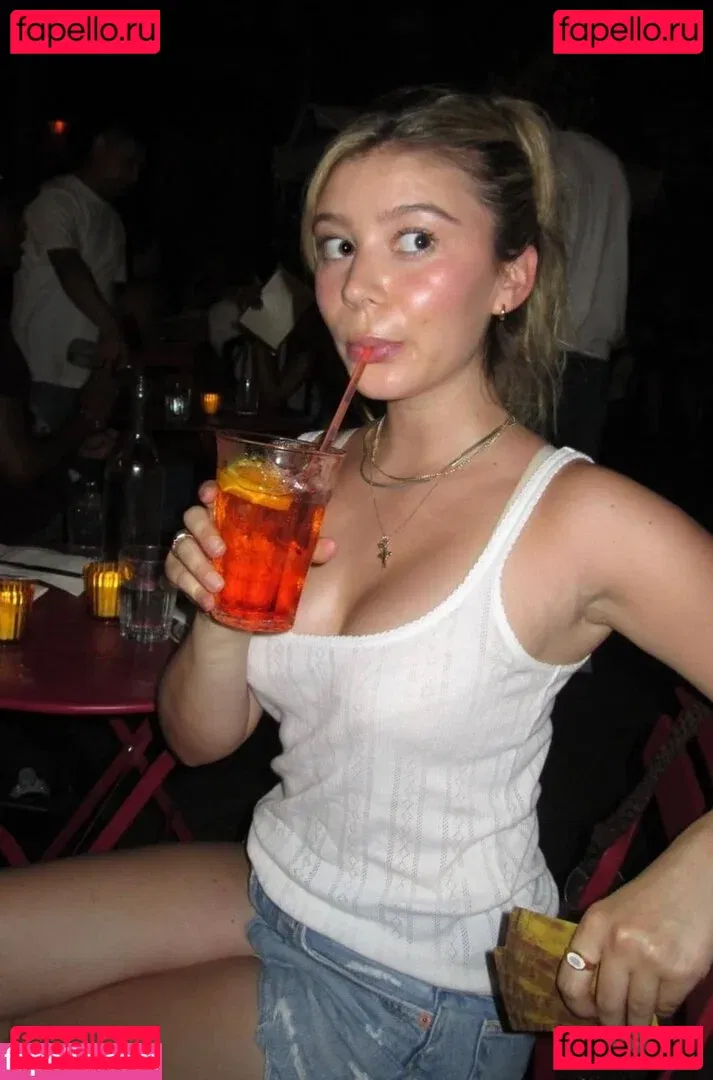 Genevieve Hannelius Onlyfans Photo Gallery 