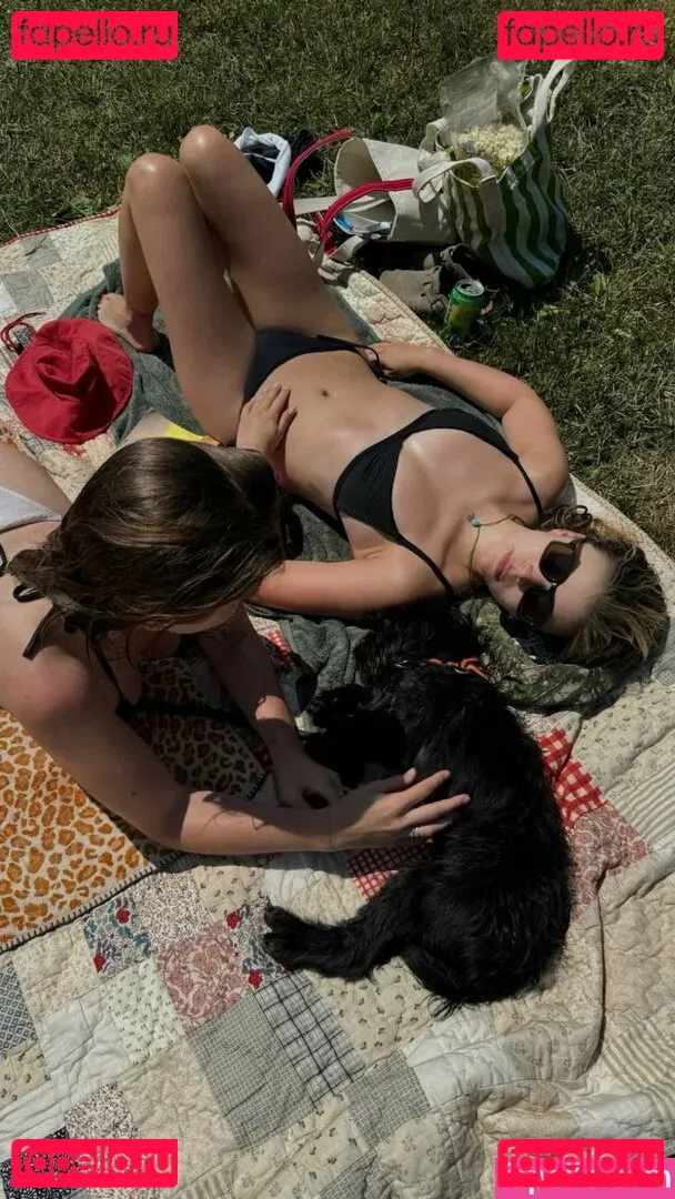 Genevieve Hannelius Onlyfans Photo Gallery 