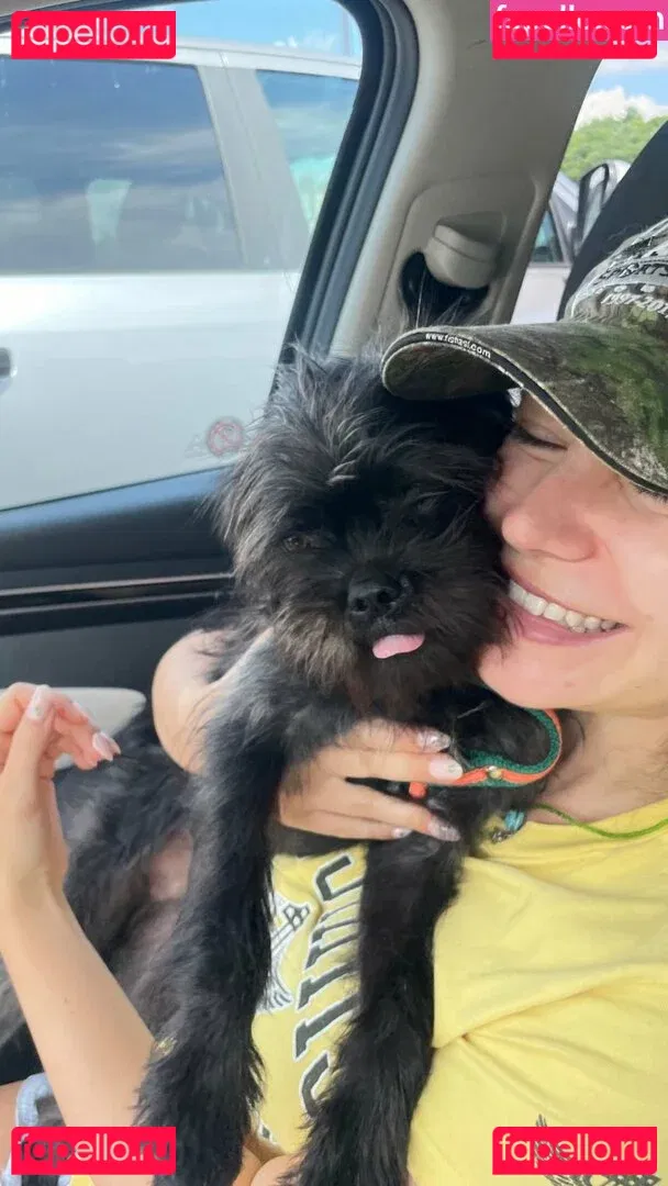 Genevieve Hannelius Onlyfans Photo Gallery 