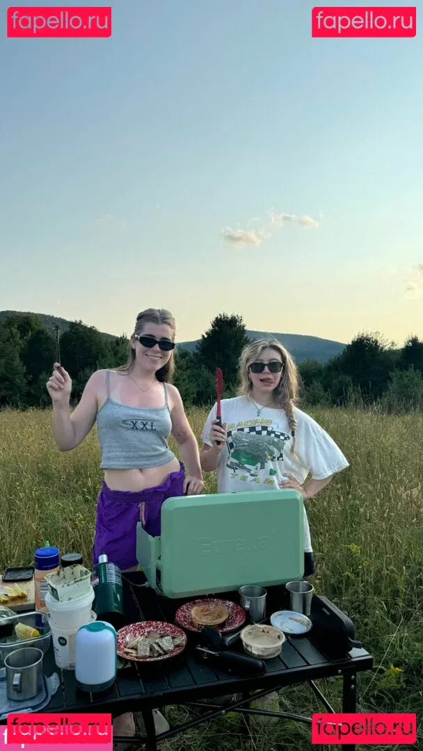 Genevieve Hannelius Onlyfans Photo Gallery 