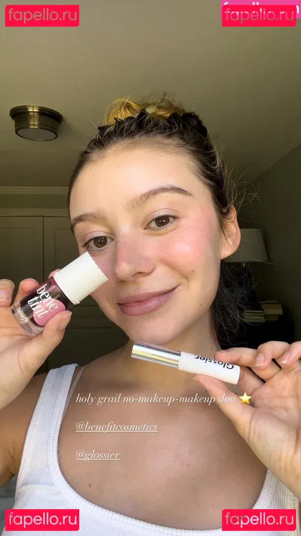 Genevieve Hannelius Onlyfans Photo Gallery 