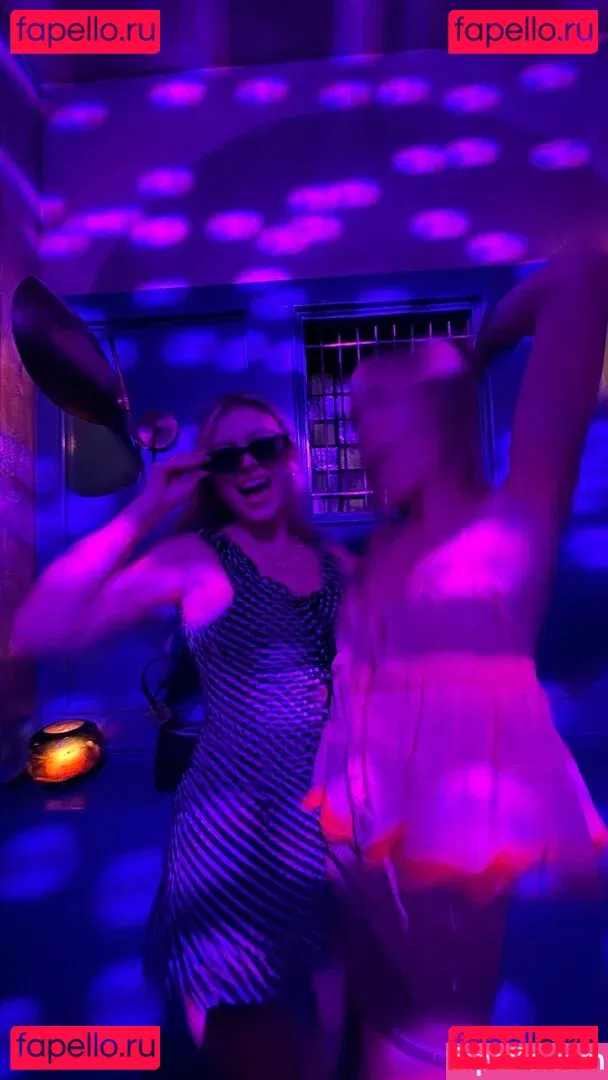 Genevieve Hannelius Onlyfans Photo Gallery 