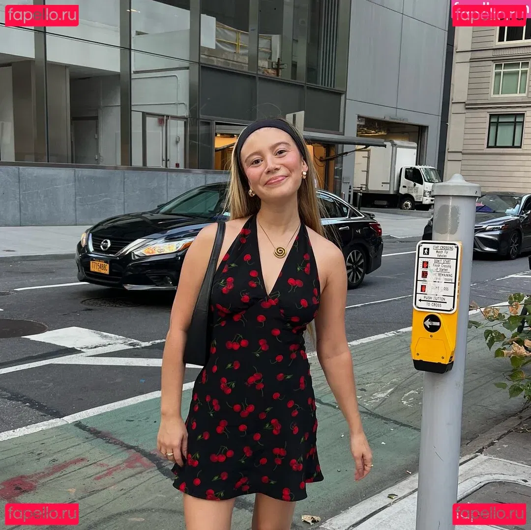 Genevieve Hannelius Onlyfans Photo Gallery 