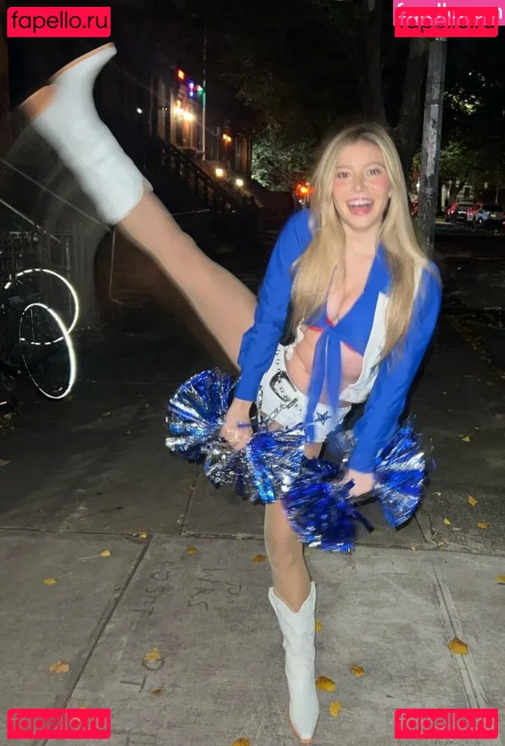 Genevieve Hannelius Onlyfans Photo Gallery 