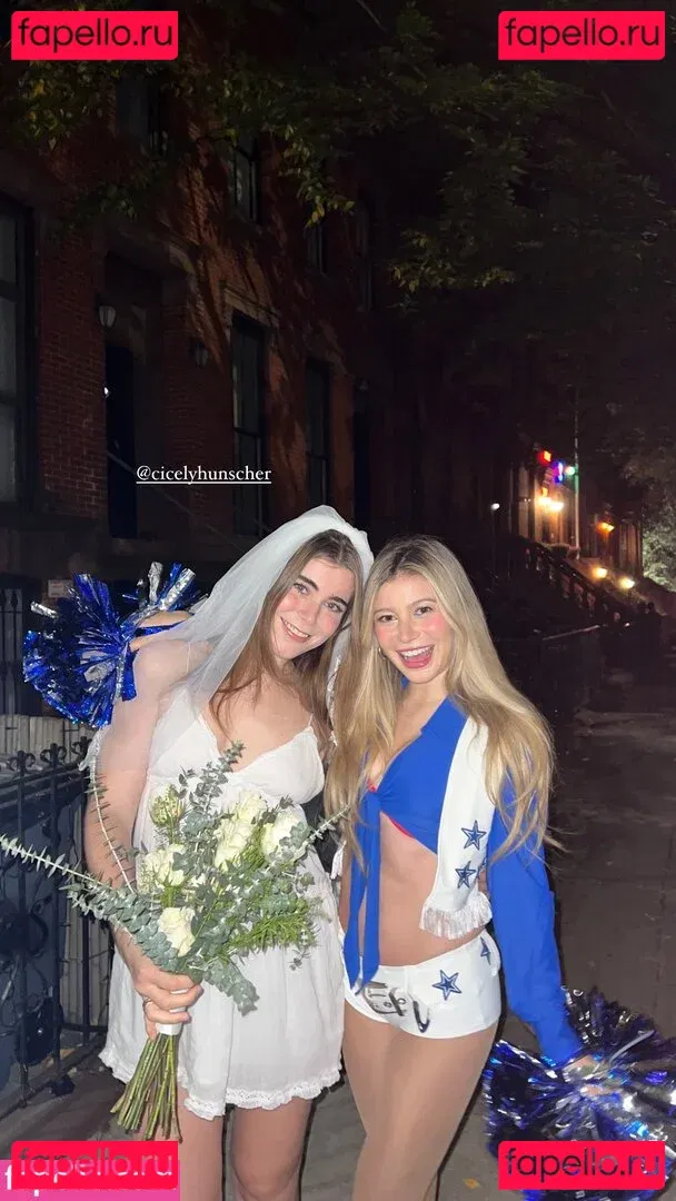 Genevieve Hannelius Onlyfans Photo Gallery 