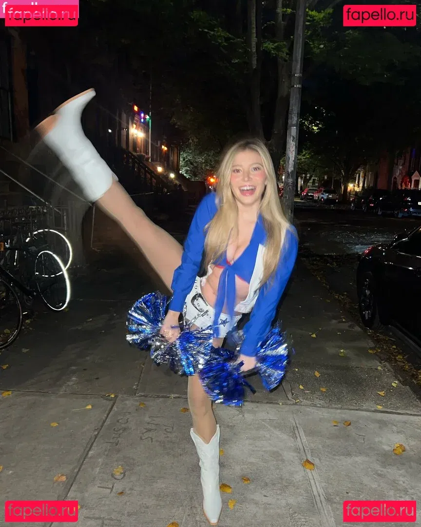 Genevieve Hannelius Onlyfans Photo Gallery 