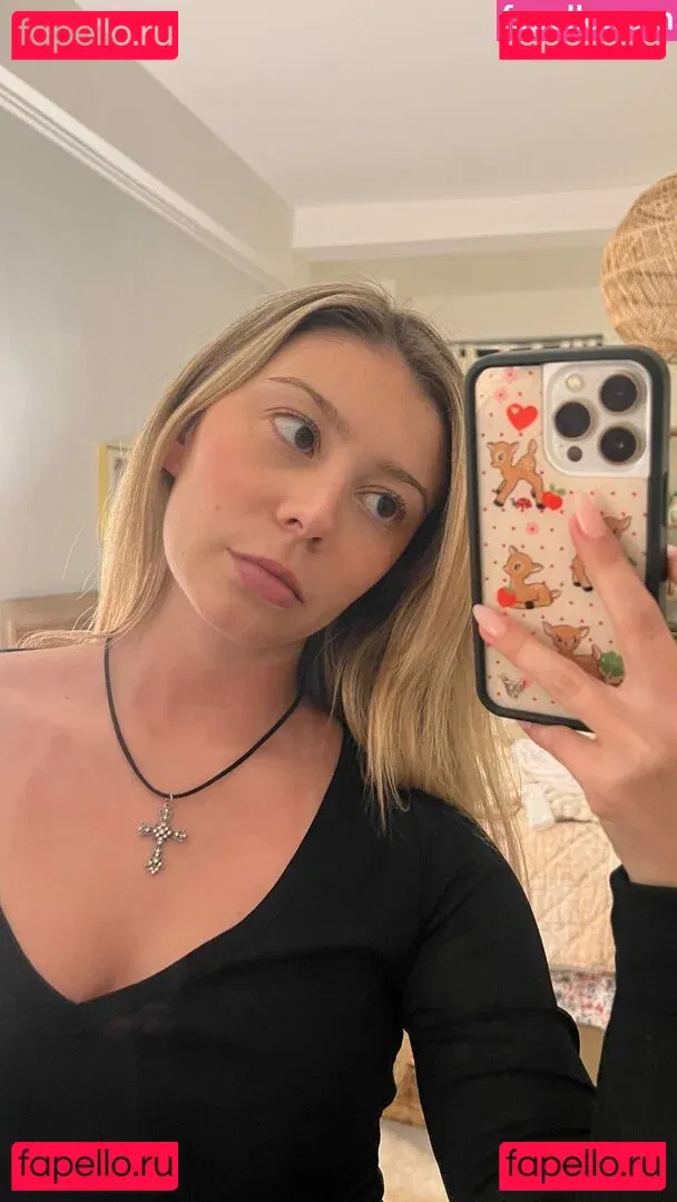 Genevieve Hannelius Onlyfans Photo Gallery 