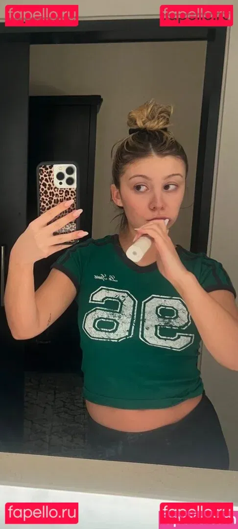 Genevieve Hannelius Onlyfans Photo Gallery 