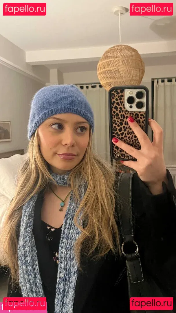 Genevieve Hannelius Onlyfans Photo Gallery 