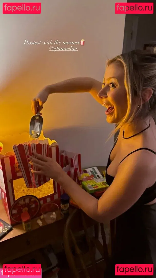 Genevieve Hannelius Onlyfans Photo Gallery 