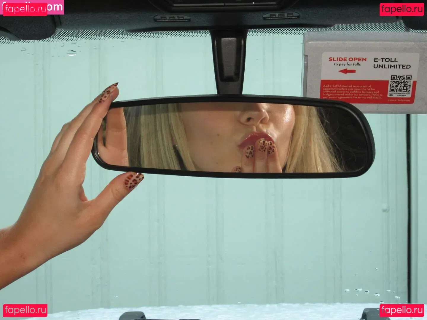 Genevieve Hannelius Onlyfans Photo Gallery 