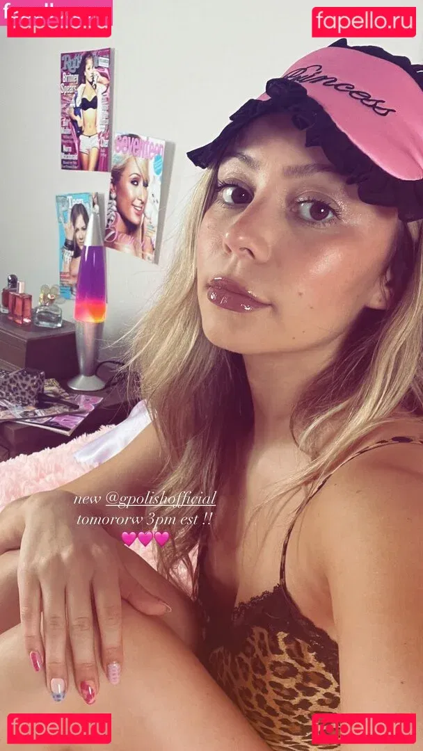 Genevieve Hannelius Onlyfans Photo Gallery 