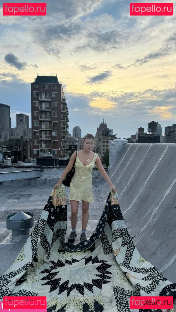 Genevieve Hannelius Onlyfans Photo Gallery 