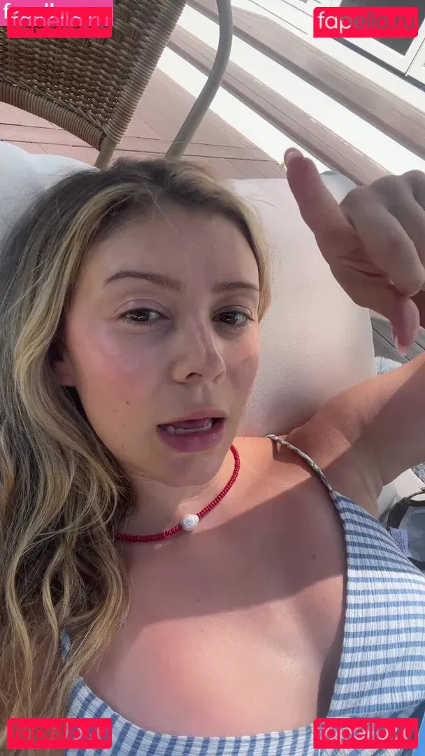 Genevieve Hannelius Onlyfans Photo Gallery 