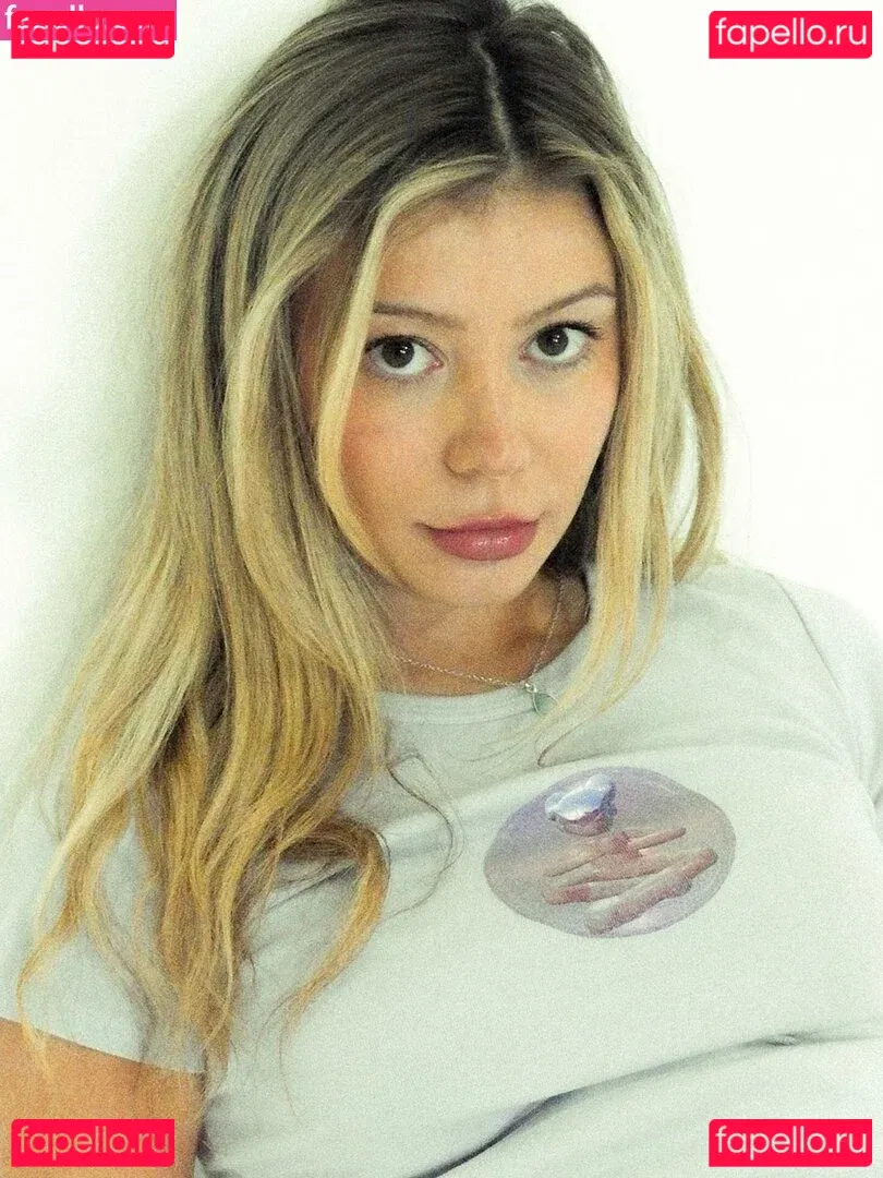 Genevieve Hannelius Onlyfans Photo Gallery 