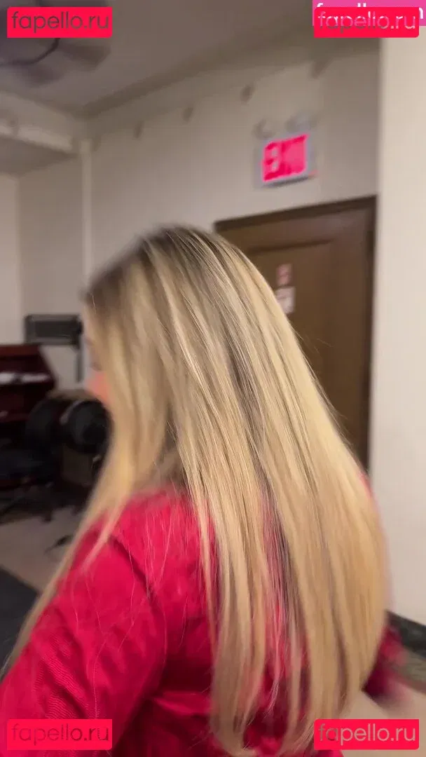 Genevieve Hannelius Onlyfans Photo Gallery 