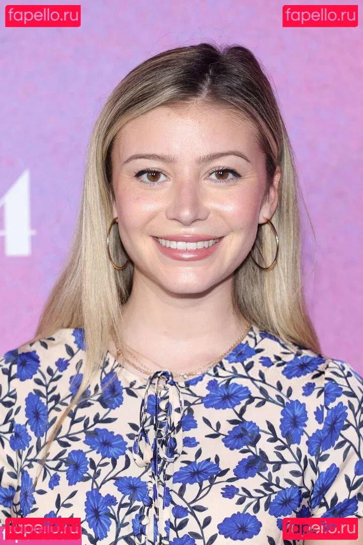 Genevieve Hannelius Onlyfans Photo Gallery 
