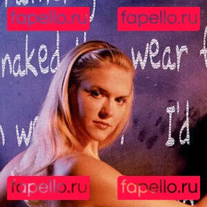 Dominique Swain Onlyfans Photo Gallery 