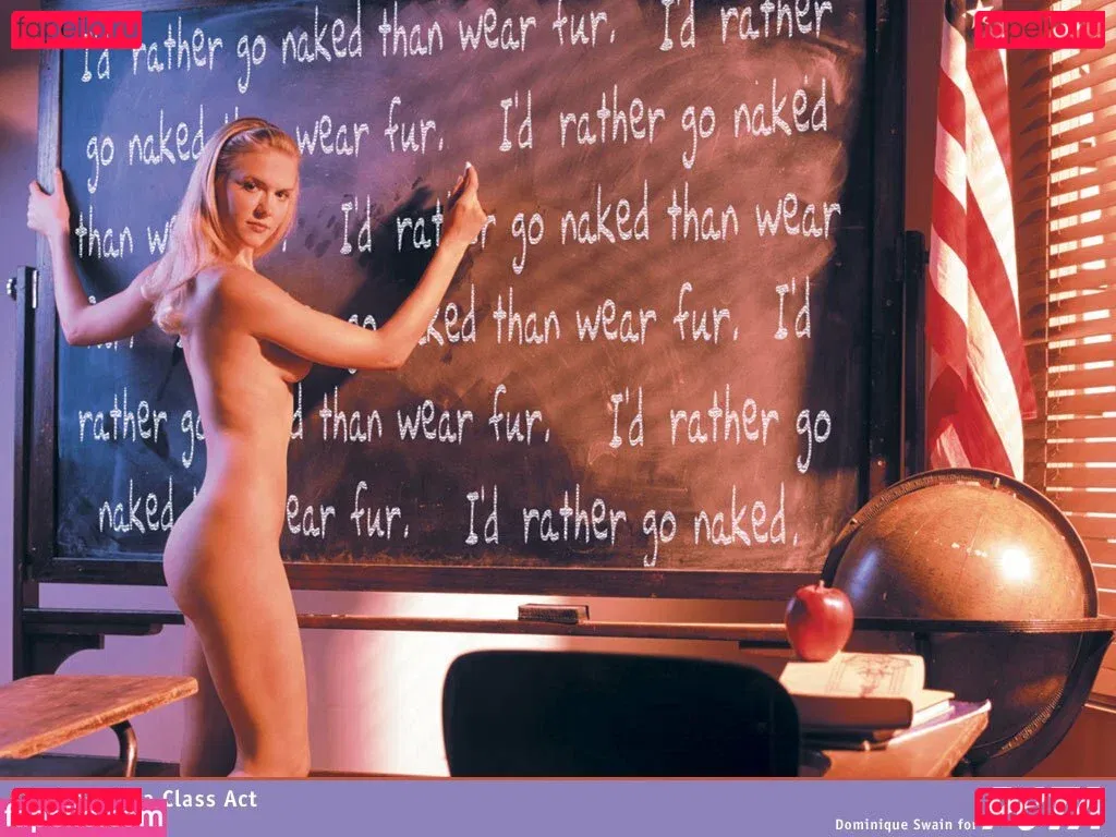 Dominique Swain Onlyfans Photo Gallery 