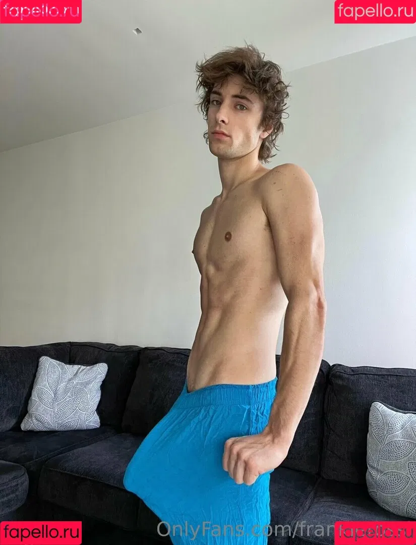 frankierossi Onlyfans Photo Gallery 