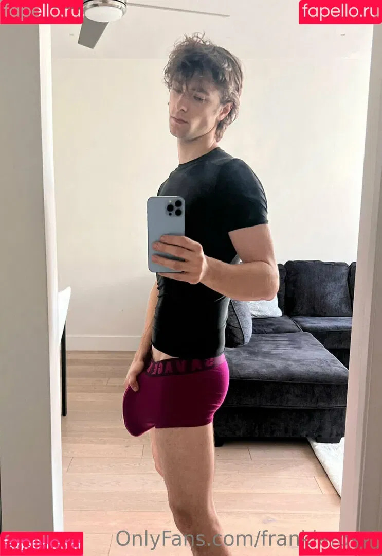 frankierossi Onlyfans Photo Gallery 