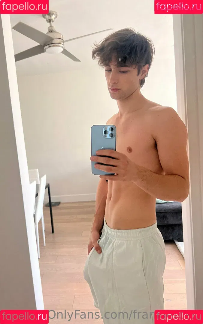 frankierossi Onlyfans Photo Gallery 