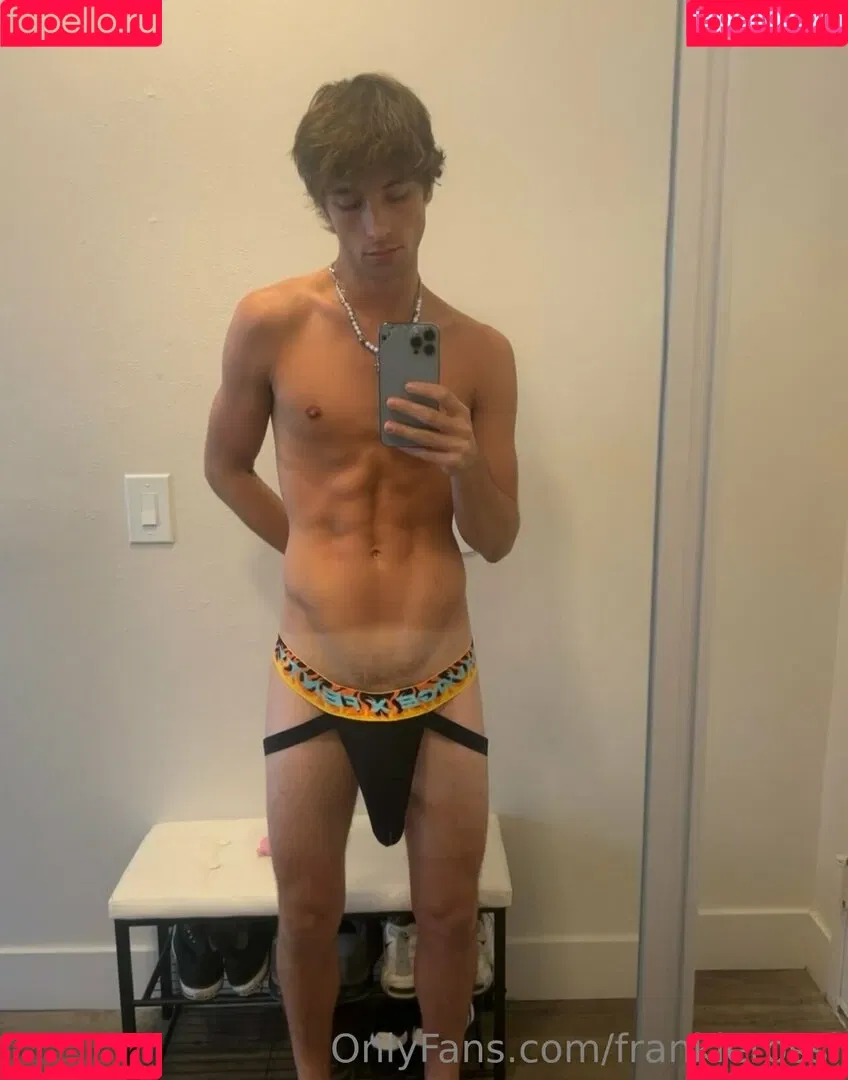 frankierossi Onlyfans Photo Gallery 