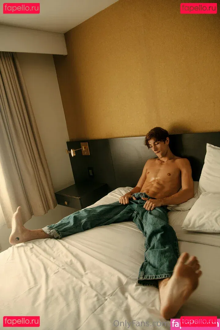 frankierossi Onlyfans Photo Gallery 