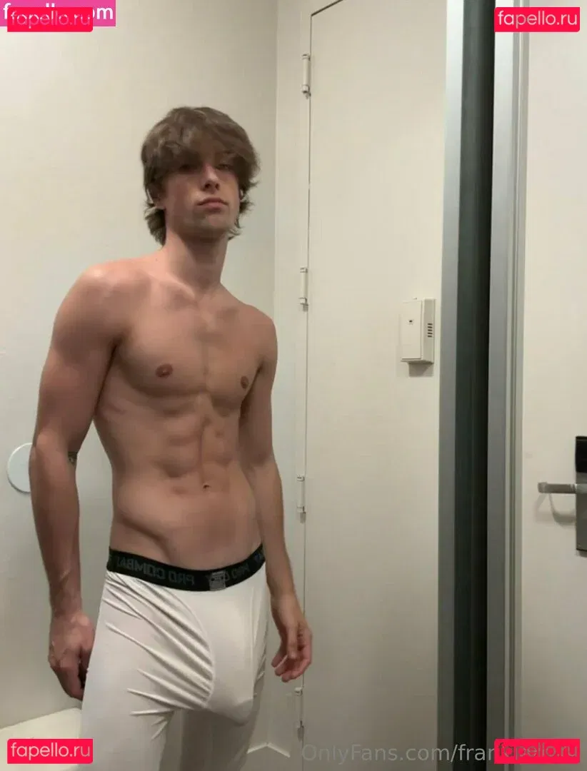 frankierossi Onlyfans Photo Gallery 